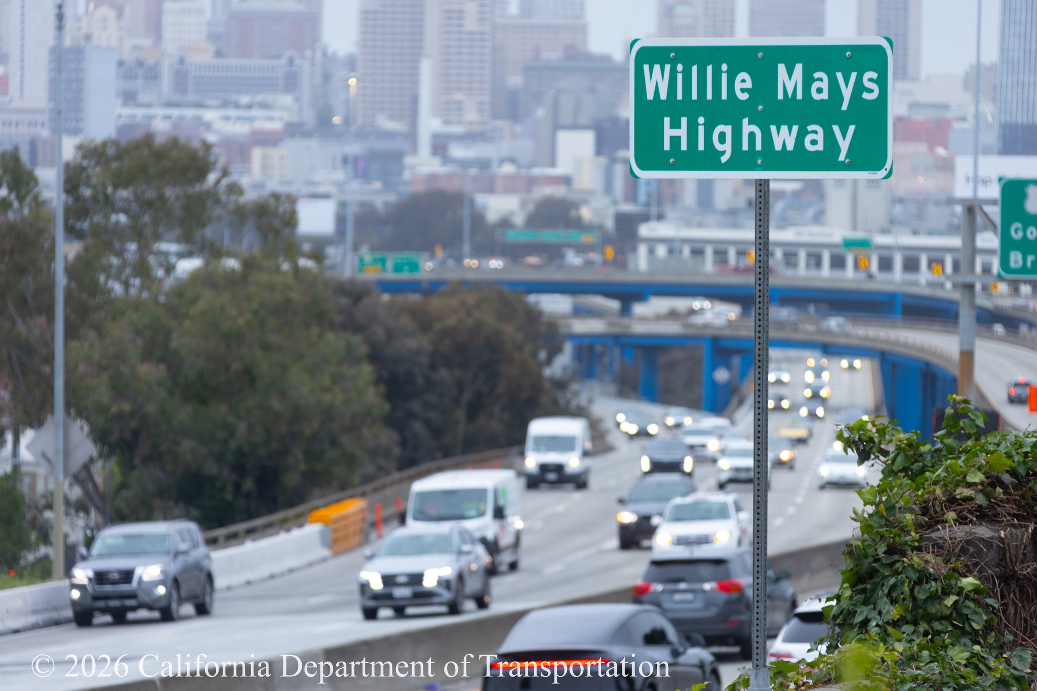 Stretch of I-80 in San Francisco named in honor of Giants legend Willie Mays