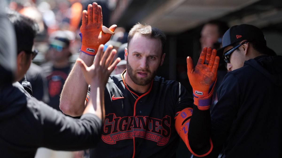 How Casey Schmitt's new Giants role helped Bryce Eldridge have one of his best days in big leagues