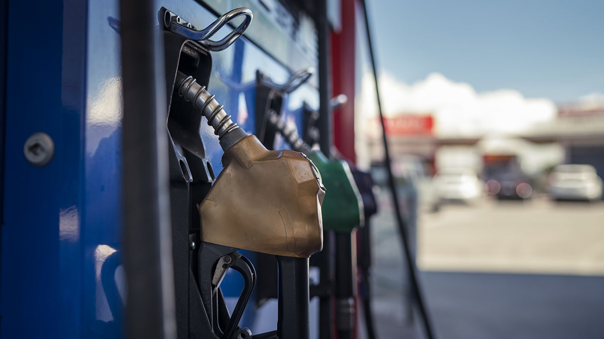 Oil prices jump after U.S.-Iran talks reportedly collapse, erasing recent declines