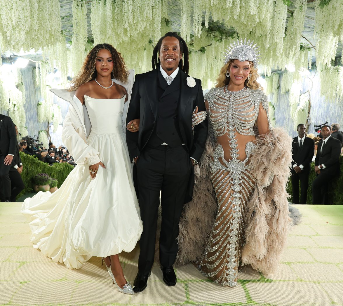 Beyoncé reveals the sweet reason Jay-Z first got locs – NBC Bay Area