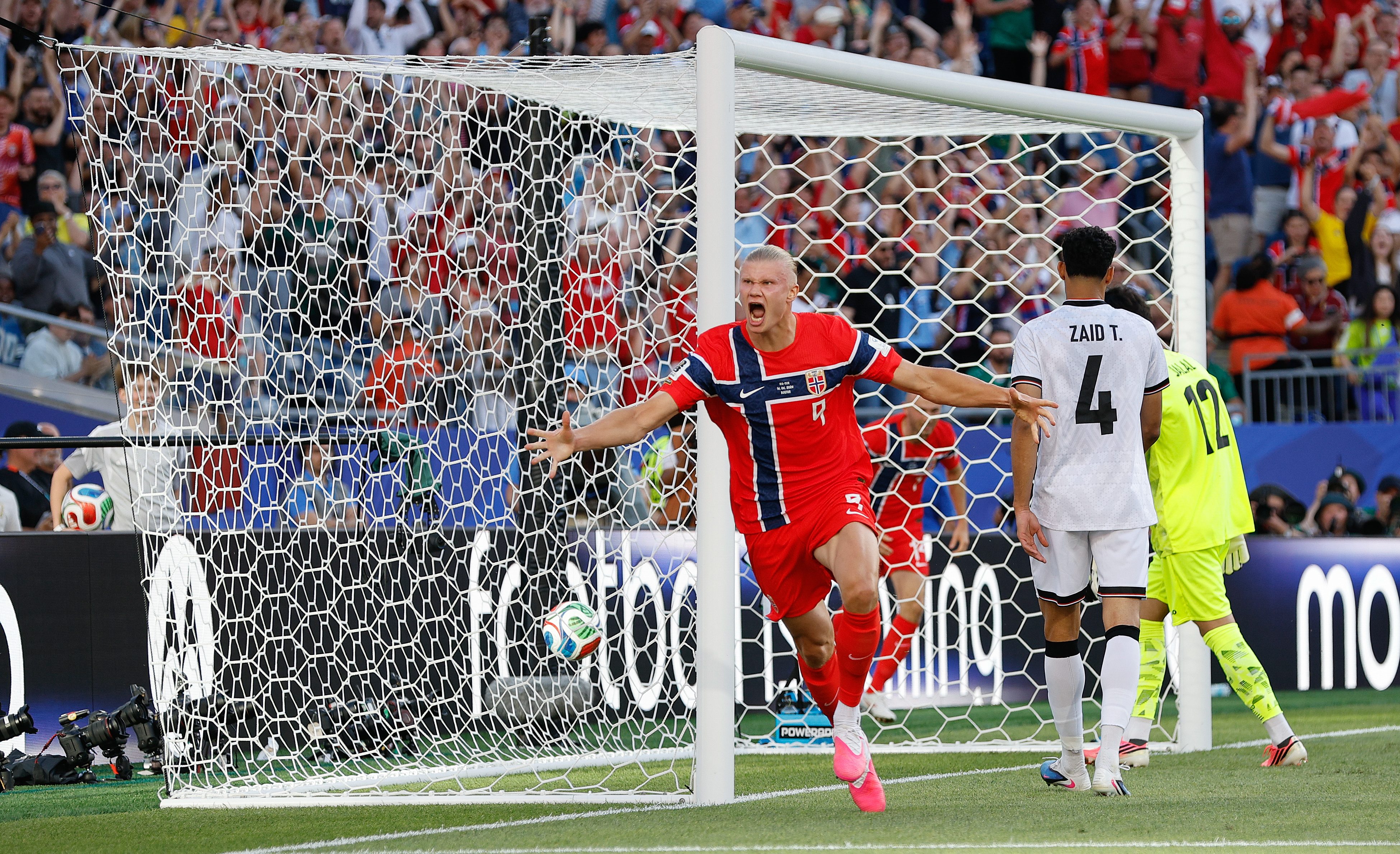 nbcbayarea.com - Tim Reynolds | The Associated Press - World Cup visitors are facing food and beverage sticker shock at stadiums: 'Robbery