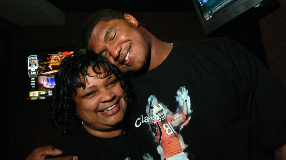 Brother of NFL star Calais Campbell charged with murder after mother found dead in Atlanta home