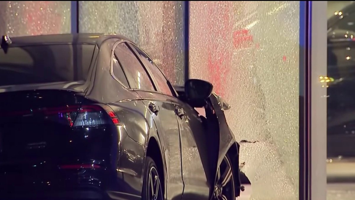 8 injured, 18-year-old arrested after police pursuit ends in San Francisco dealership crash