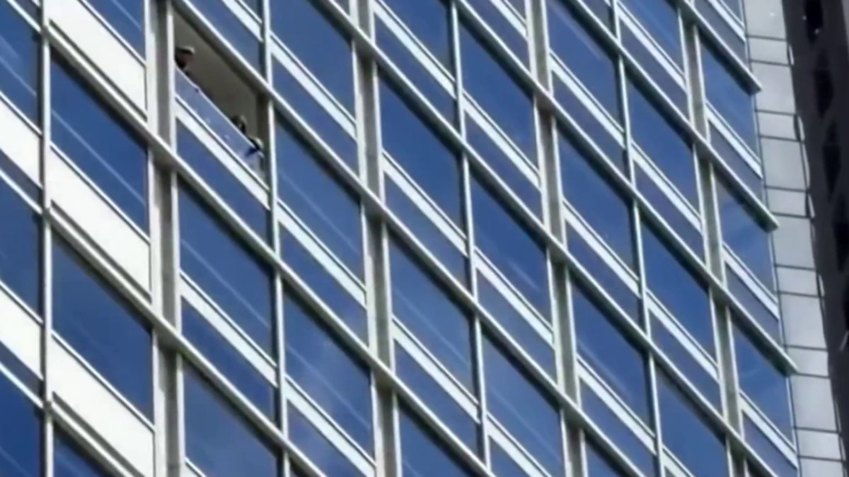 Glass from window falls onto 6th floor balcony of SF high rise
