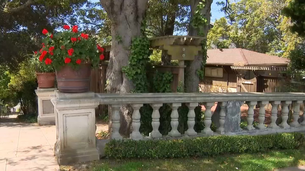 Squatters take over home of slain UC Berkeley professor, family says