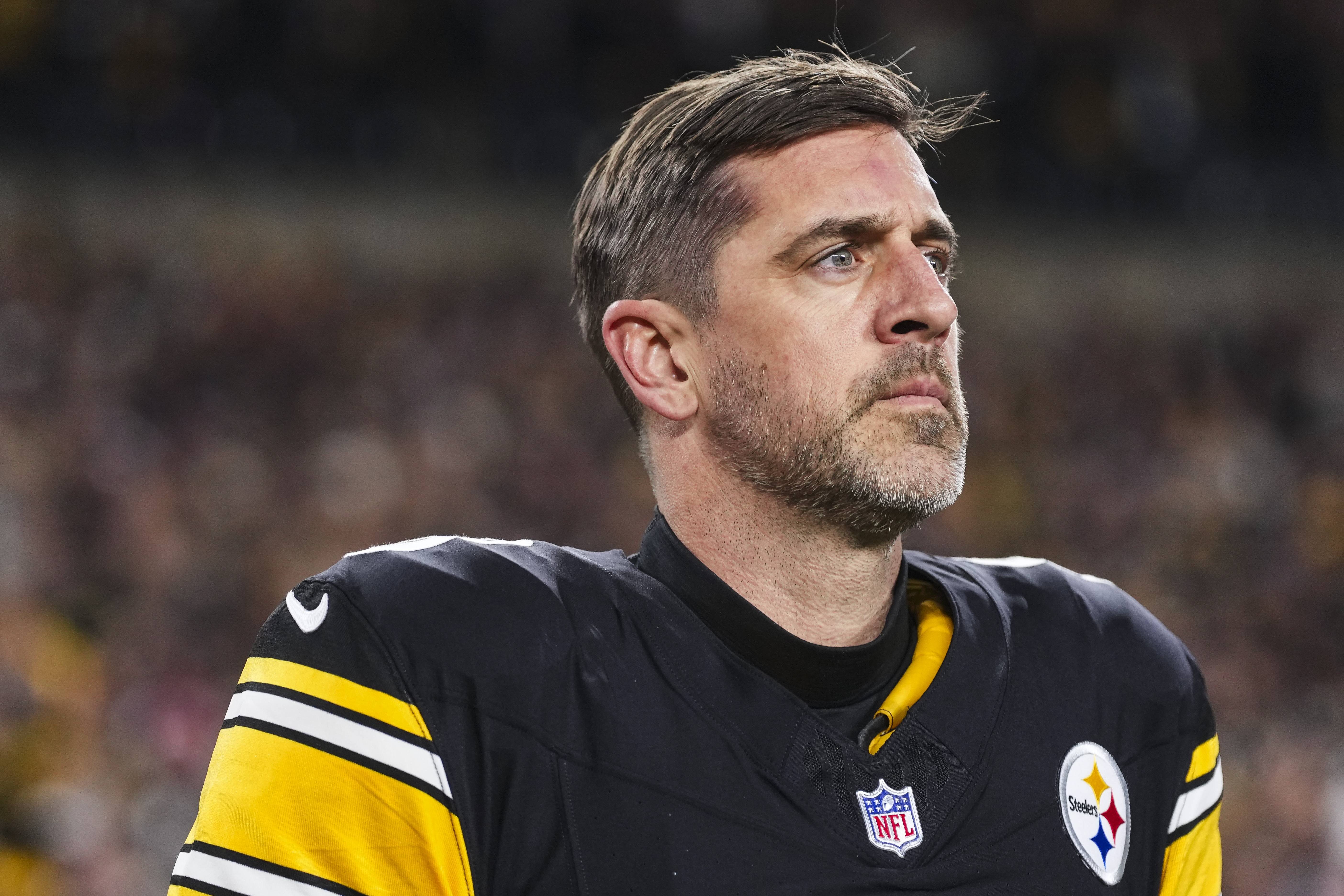 Aaron Rodgers reunites with family after years-long estrangement