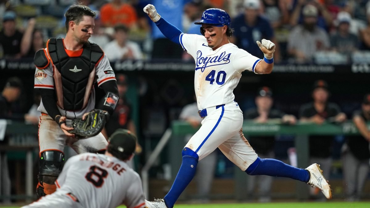 Sixth inning dooms Tyler Mahle, Giants as they squander lead vs. Royals in fourth straight loss