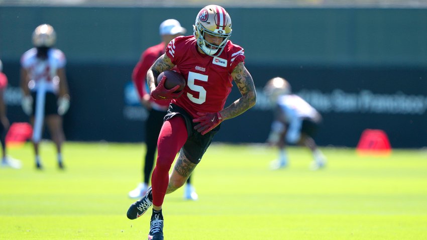 SANTA CLARA, CALIFORNIA – JULY 27: Mike Evans #5 of the San Francisco 49ers works out during training camp practice at SAP Performance Facility on July 27, 2026 in Santa Clara, California. (Photo by Thearon W. Henderson/Getty Images)