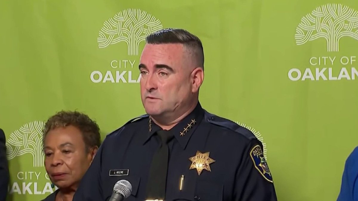 Watch live: James Beere sworn in as Oakland police chief