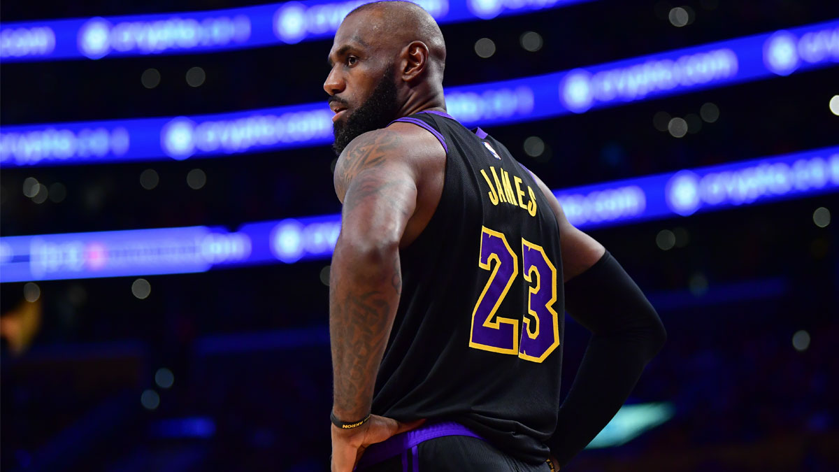 Warriors reportedly have ‘low level of optimism' that LeBron James chooses them