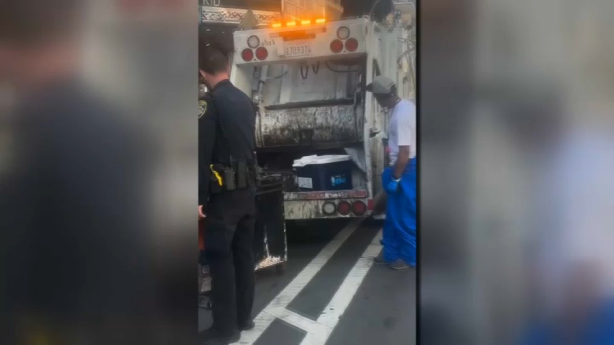 Oakland street vendors sue city over destroyed property, withheld records