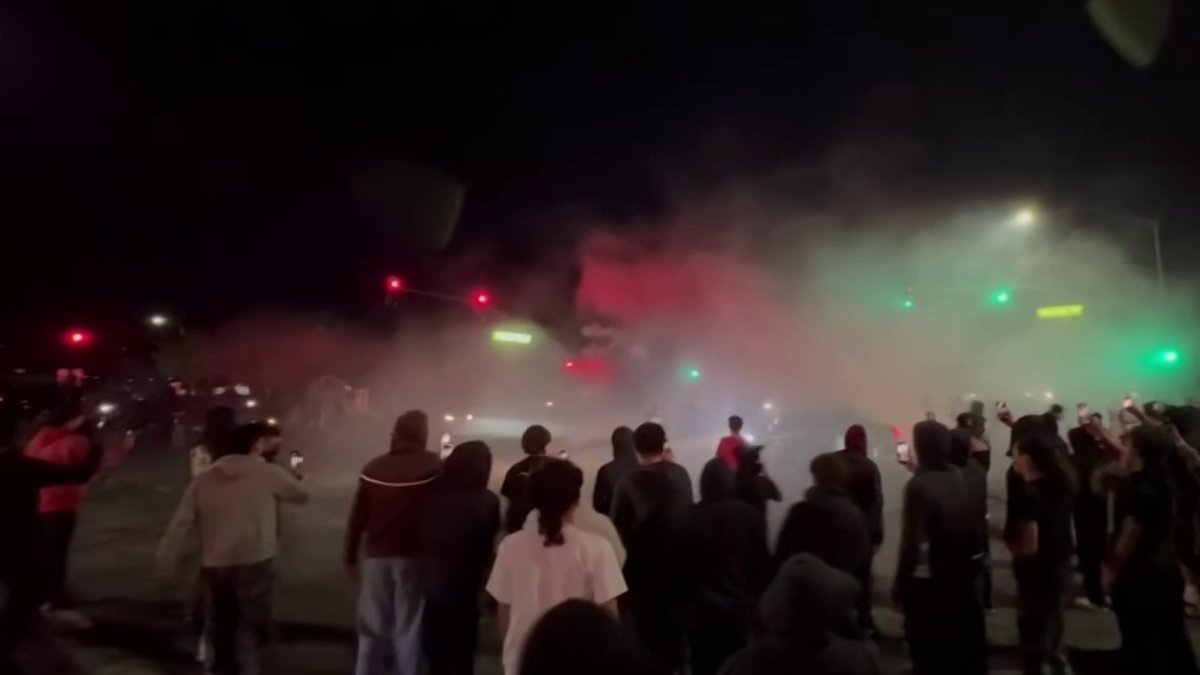 Neighbors frustrated after illegal sideshow involving over 100 cars in Vallejo
