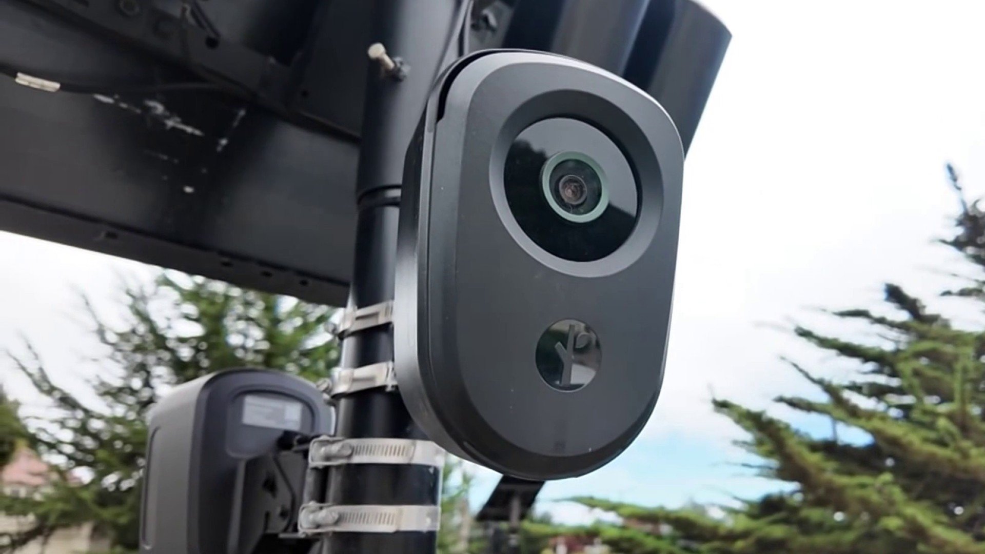 Palo Alto prepares to audit Flock camera system amid questions over data access