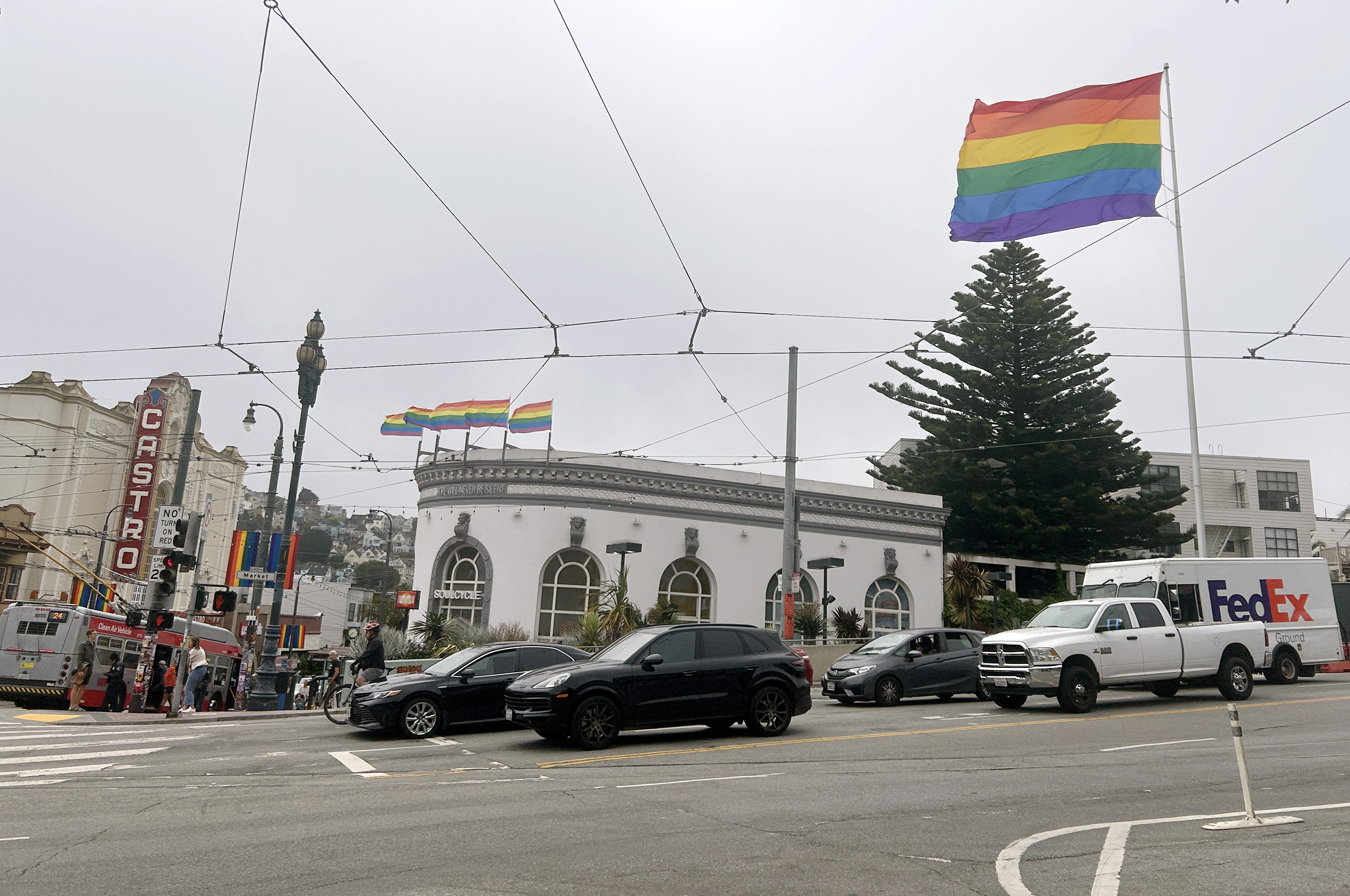 Two popular San Francisco gay bars pause Patronscan ID verification after community pushback; El Rio, DNA Lounge, La Peña Cultural Center sign pledge