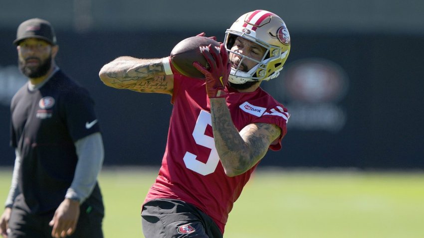 SANTA CLARA, CALIFORNIA – JULY 27: Mike Evans #5 of the San Francisco 49ers works out during training camp practice at SAP Performance Facility on July 27, 2026 in Santa Clara, California. (Photo by Thearon W. Henderson/Getty Images)