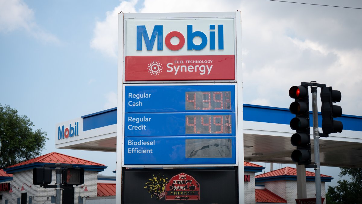 August breaks record as gas prices top $4 nationwide every day