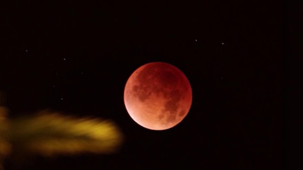 Oakland's Chabot Space and Science Center to host lunar eclipse watch party