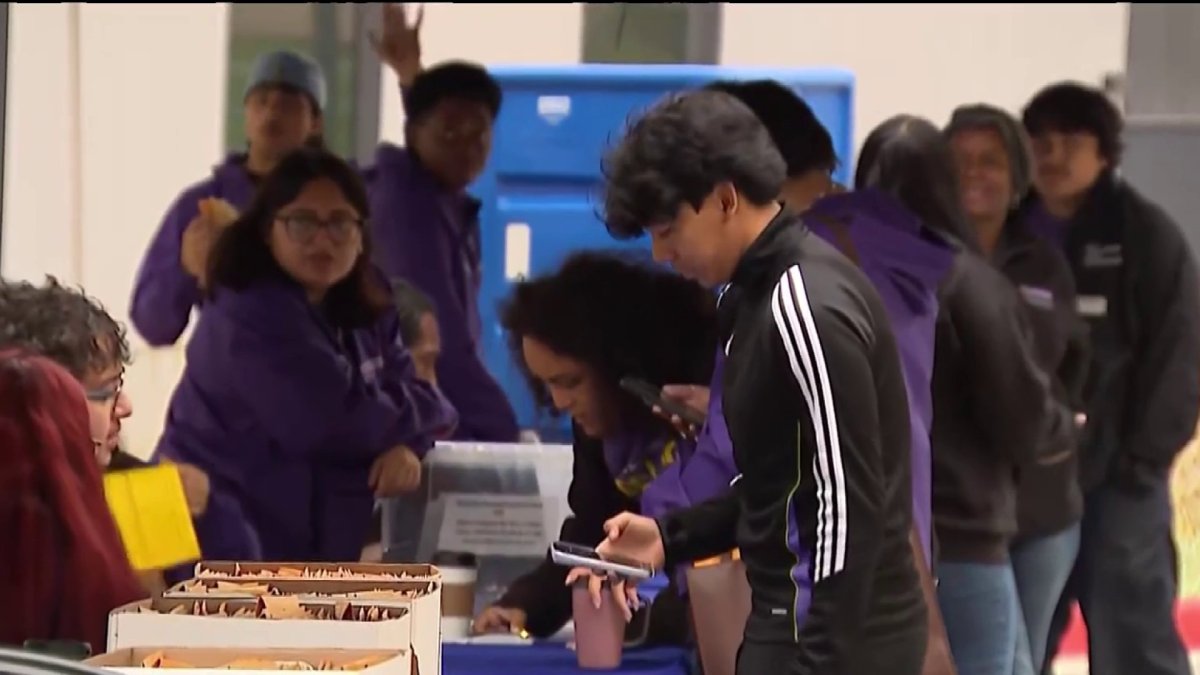 Move-in day begins at San Francisco State University