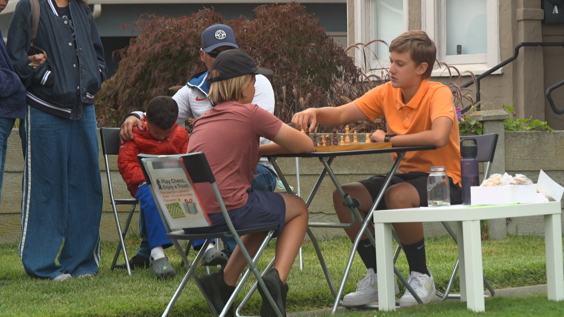 Front yard chessboard brings 12-year-old Ukrainian immigrant peace, community