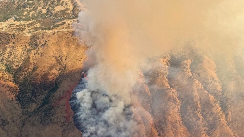 Cal Fire crews respond to the Steele Fire in Napa County. (Sept. 9, 2026)
