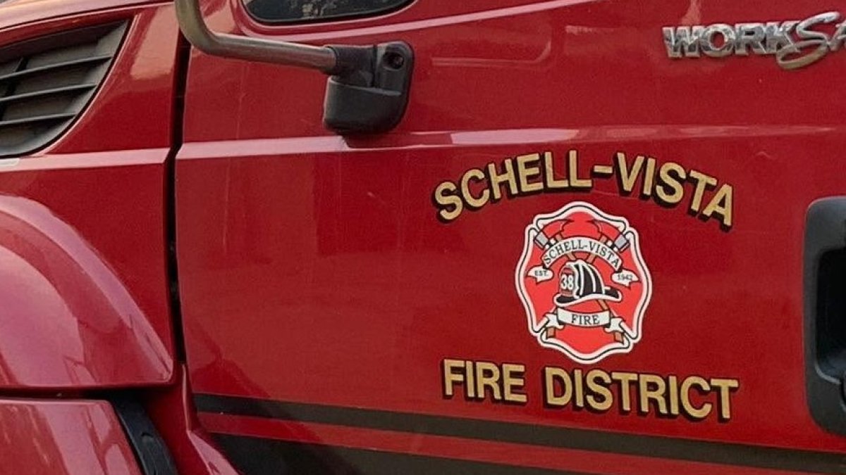 Brush fire destroys several structures in Sonoma County