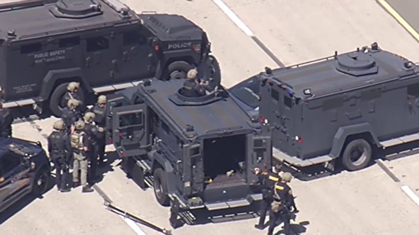 Police standoff shuts down portion of I-580 in San Leandro area. (Sept. 10, 2026)