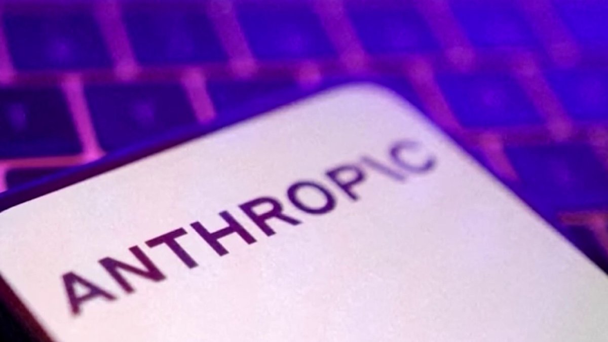 Anthropic CEO calls to slow down the global AI race