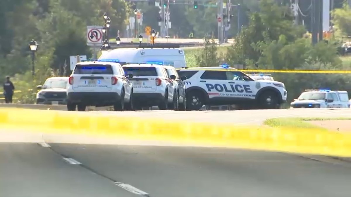 2 killed, 1 hurt in Virginia business shooting; suspect also dead, police say