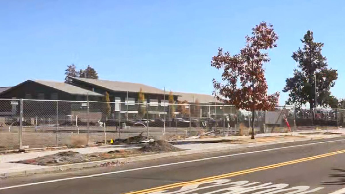 Live updates: Children among 4 killed in Oregon school shooting; suspect dead