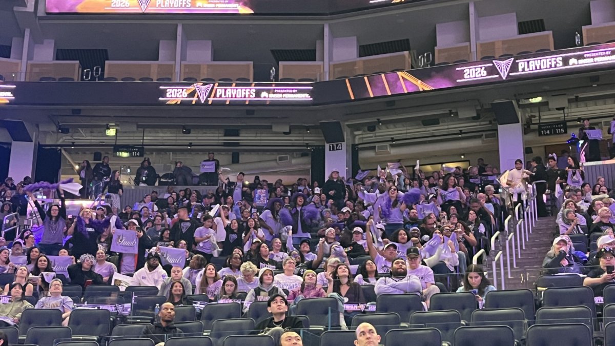 Chase Center, bars around the Bay Area filled with Valkyries fans for Game 3