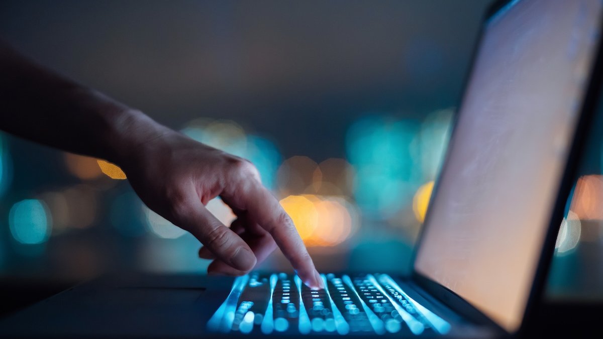 Major websites temporarily offline