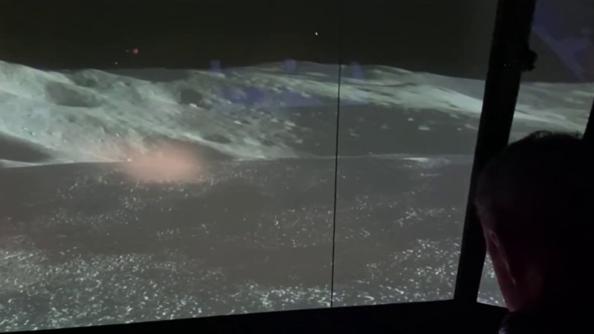 How NASA Ames' lunar landing simulator helps prepare for moon missions