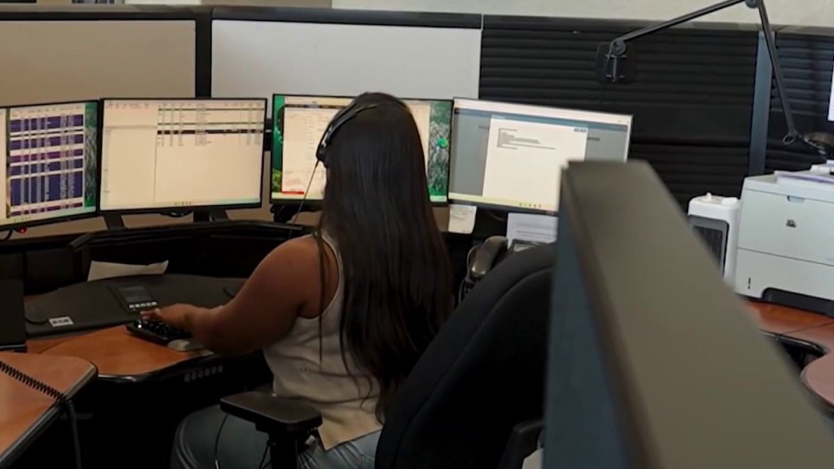 Oakland's 911 system goes down, calls routed to Alameda County