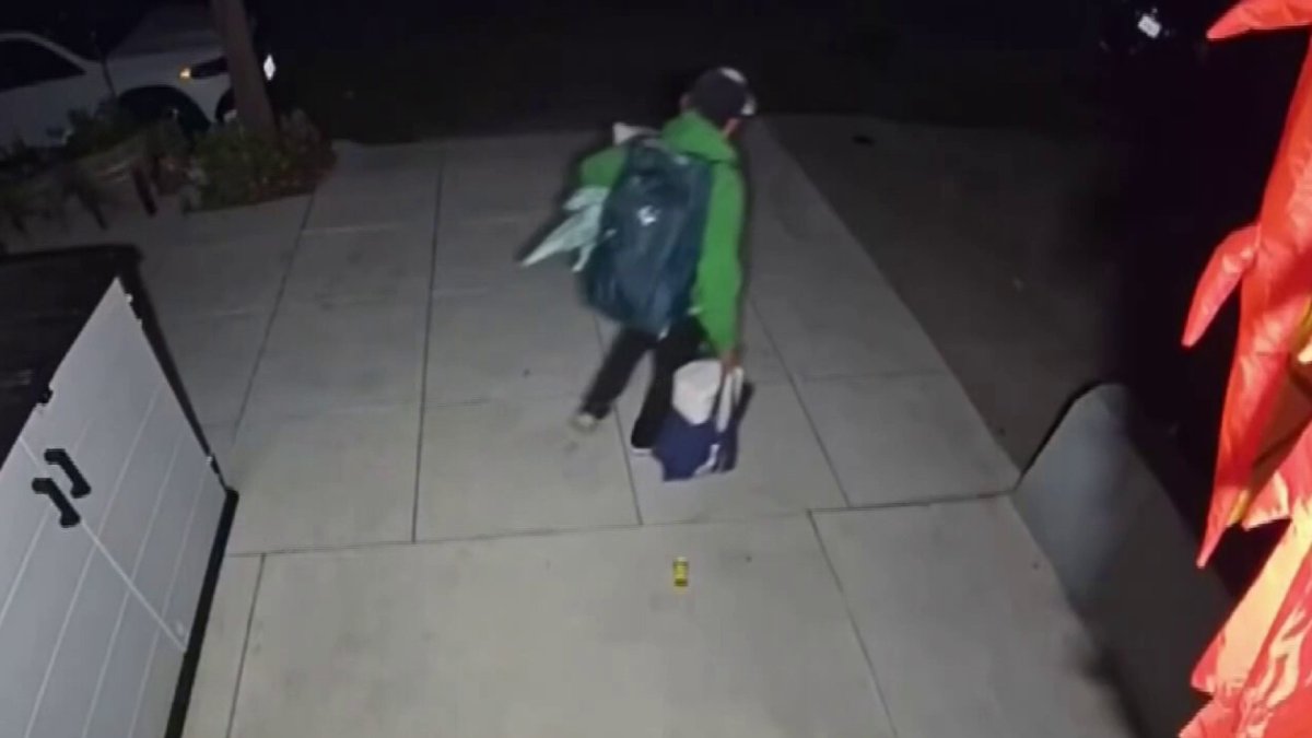 Homes across the Bay Area report thefts of Halloween decorations