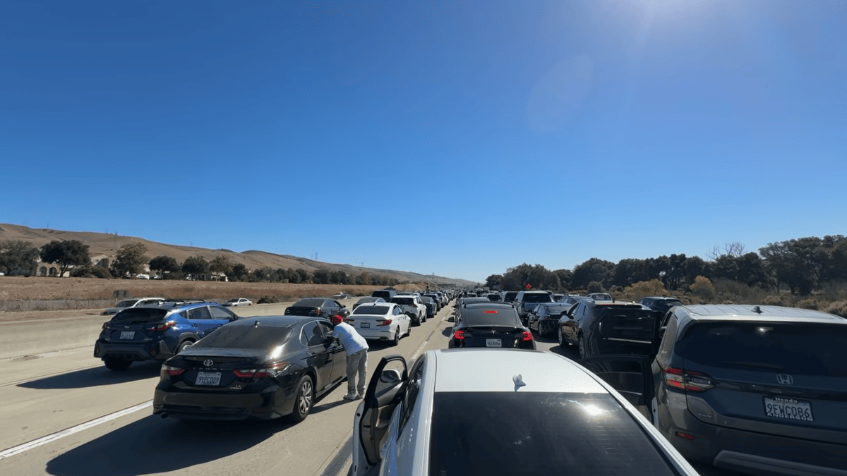Woman detained while walking on Hwy. 101 in San Jose dies