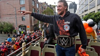 Check Out Hunter Pence's Classic Video Game Collection