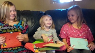 Pennsylvania Student Helps Grant Terminally-Ill Girl's Christmas Wish