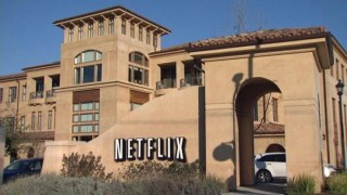 Netflix Faces Protest Over Baby Benefit Policy That Excludes Lower-Paid DVD Workers