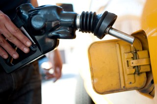 Average US Price of Gas Drops 2 Cents Per Gallon to $2.91
