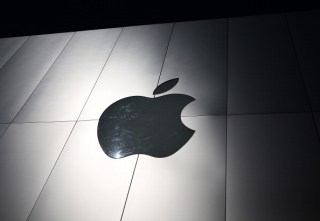 Monterey Apple Store Evacuated After Package Sickens Employees