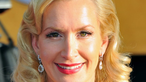 Angela Kinsey: Steve Carell's Last Day at "The Office" Was "Emotional"