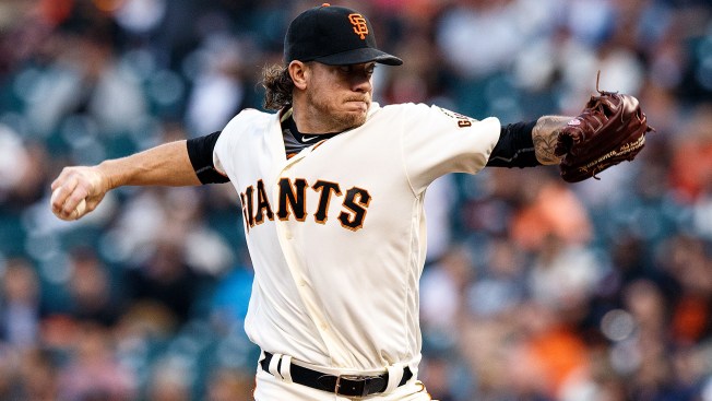 Bullpen Falls Apart, Giants Downed by D'backs in Extras
