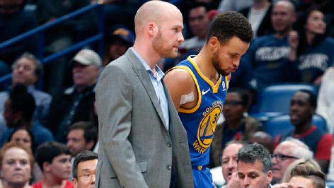 X-Rays Negative on Curry's Sprained Ankle MRI to Come