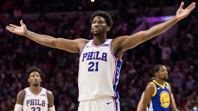 Yup, the 76ers are still up 20 on the Warriors Yup, the 76ers are still up 20 on the Warriors
