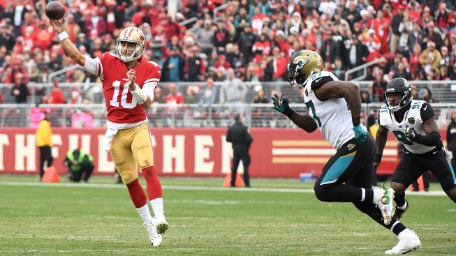 Jimmy Garoppolo gives Patriots an early Christmas present Jimmy Garoppolo gives Patriots an early Christmas present