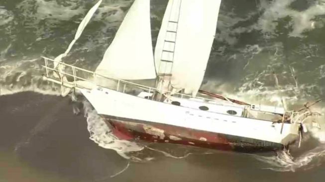 Sailboat Sinks While Being Towed Away From Pacifica Beach